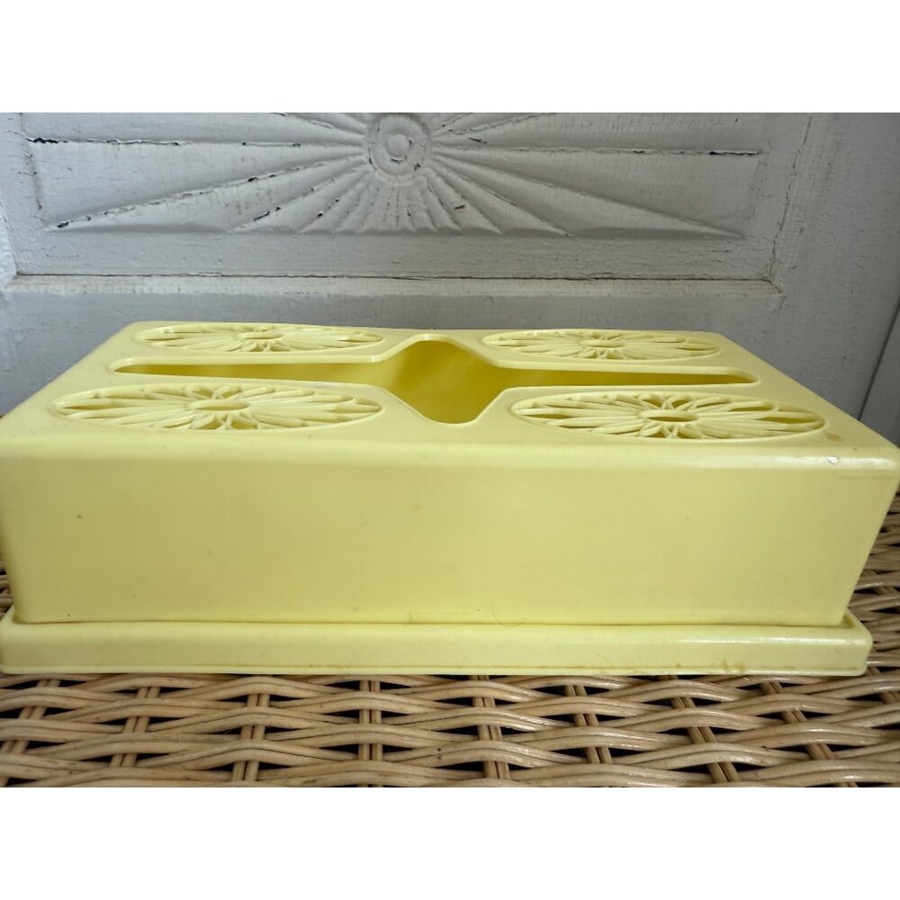 Vintage 70's Rubber Plastic Yellow Tissue Box Holder Floral Retro - Picture 8 of 10